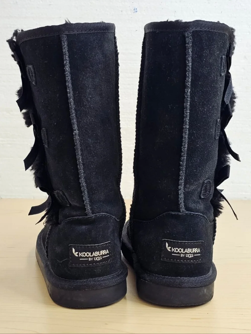 Koolaburra by UGG Victoria Tall Kids Black Suede Faux Fur Boots, Sz 1